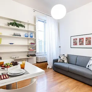 Design Florence- City Center Apartment